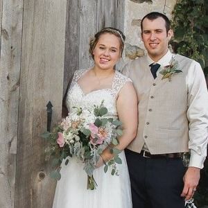 Meet your Posher, Emilee